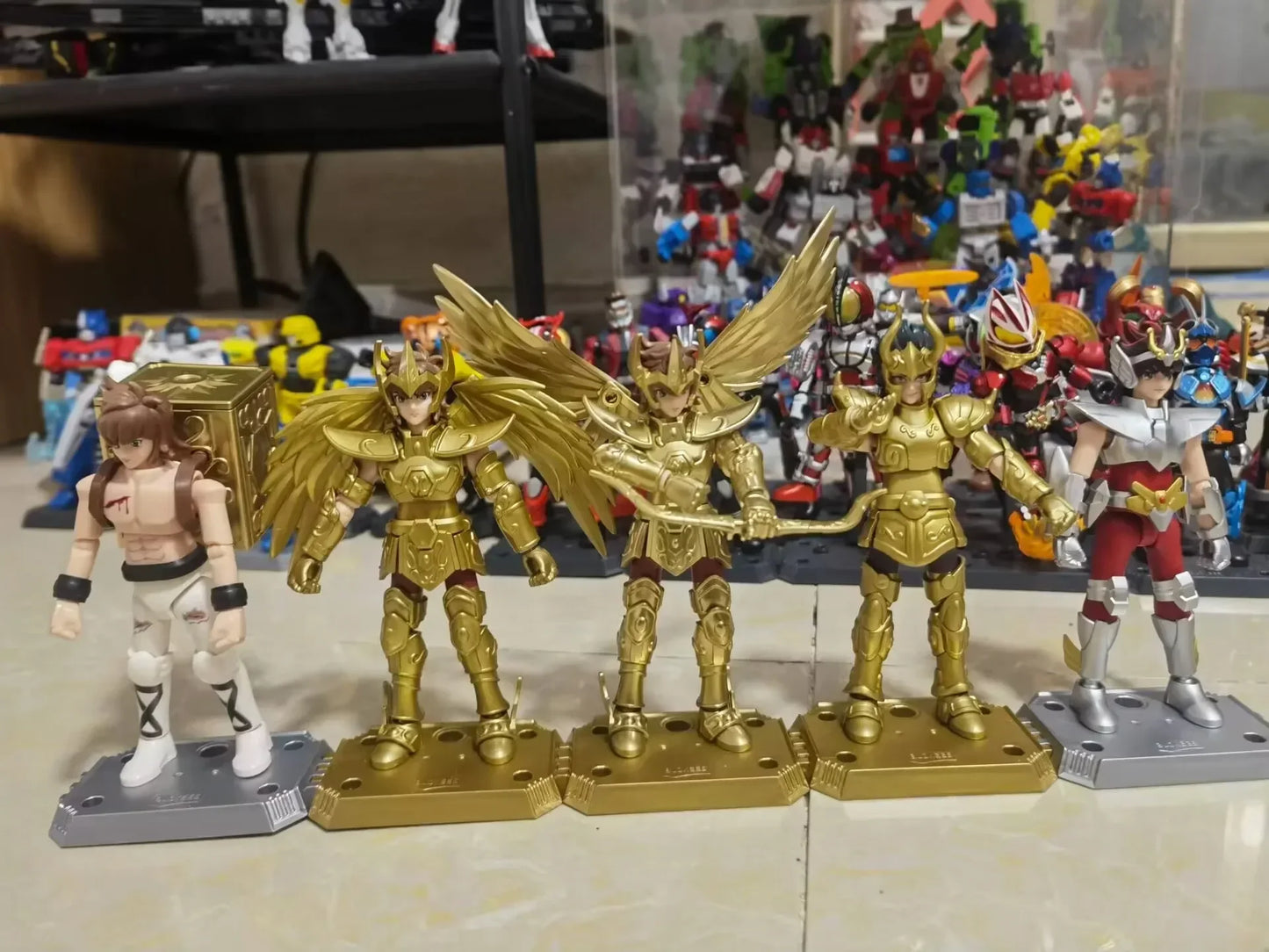 Saint Seiya Galaxy Version 01 Aiolos Shura Ikki Shun Jabu Marin Assembled Model Blind Box Toys Bloks Group Gold Saint